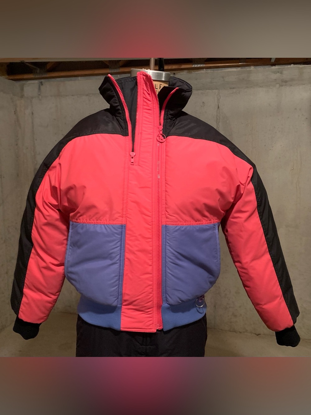 Vintage White Stag Mountain Goat Colorblock Puffer Jacket Large (Today's S-M)
